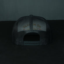 Load image into Gallery viewer, No Me Rajo Trucker Cap
